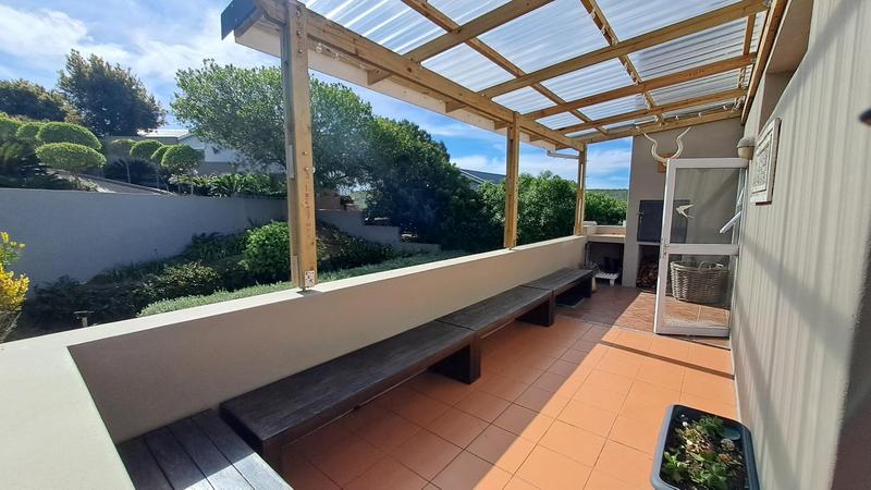 5 Bedroom Property for Sale in Stilbaai Wes Western Cape